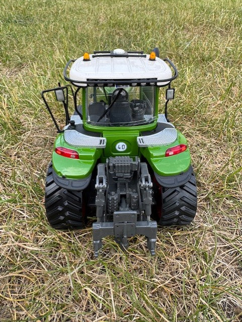 Fendt 1165 1:32 Scale Model