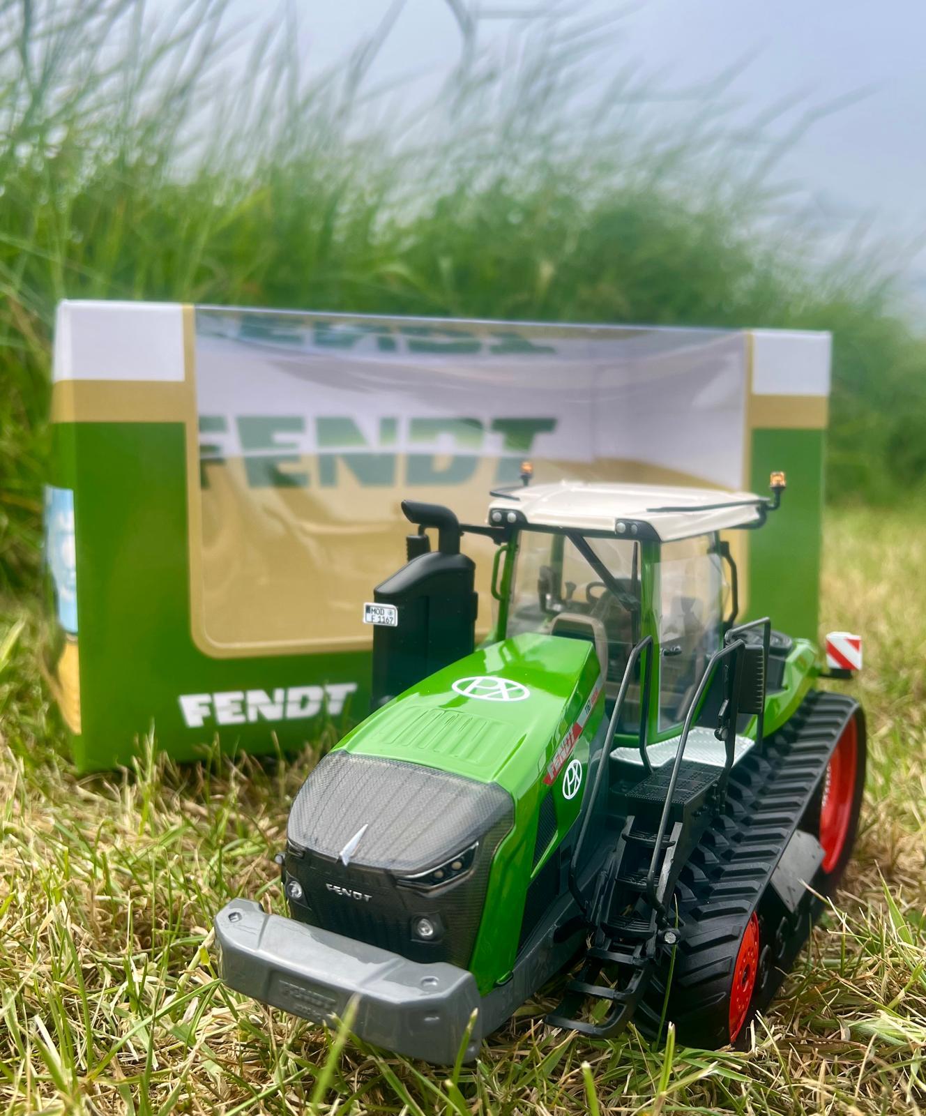 Fendt 1167 Vario MT 1:32 Scale Model