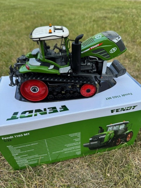 Fendt 1165 1:32 Scale Model