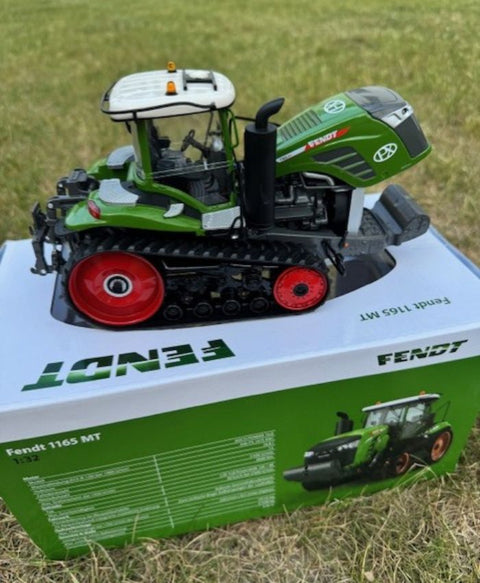 Fendt 1165 1:32 Scale Model